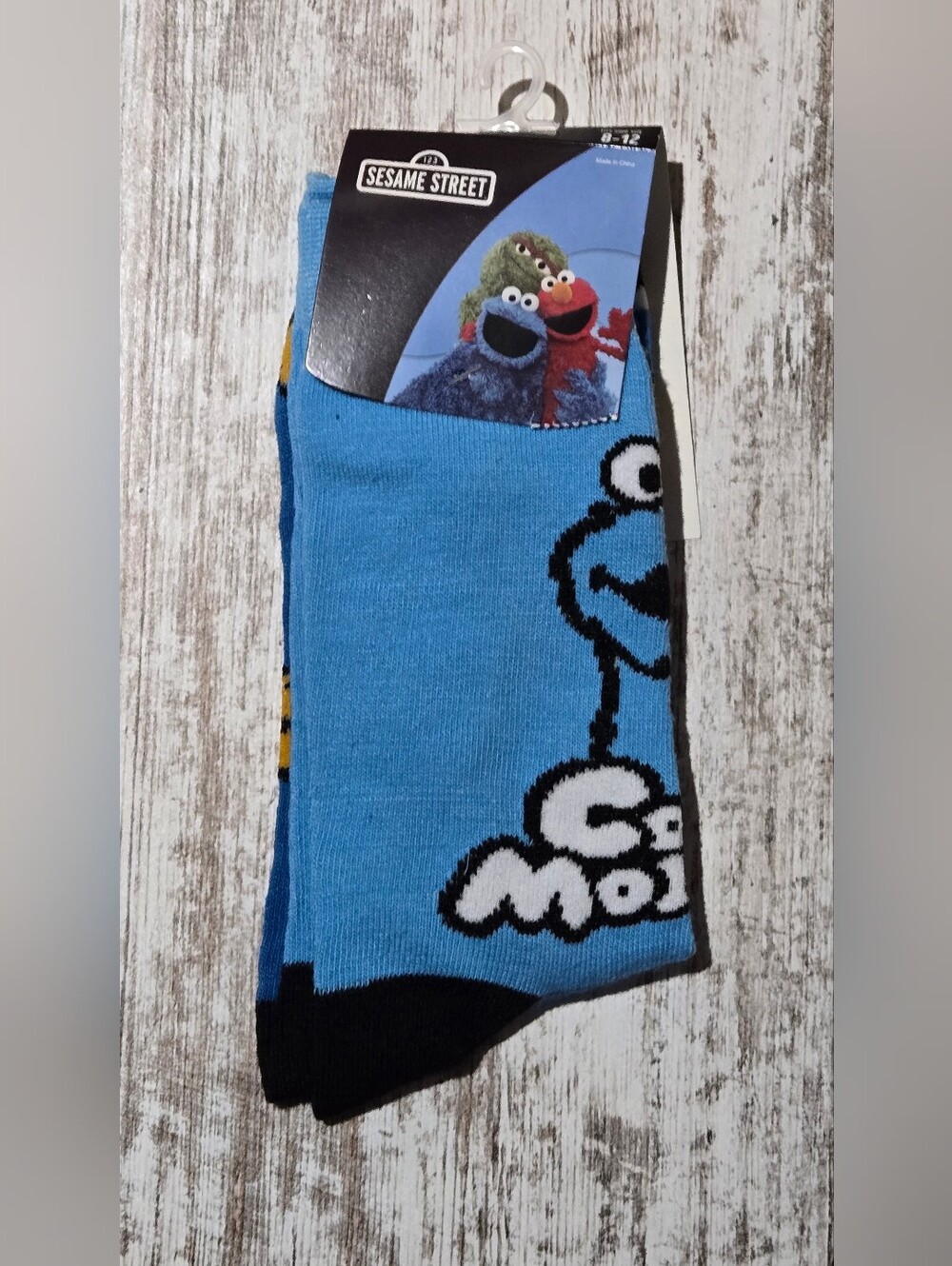 Sesame Street Blue Cookie Monster Crew Socks Sock Size 10-13